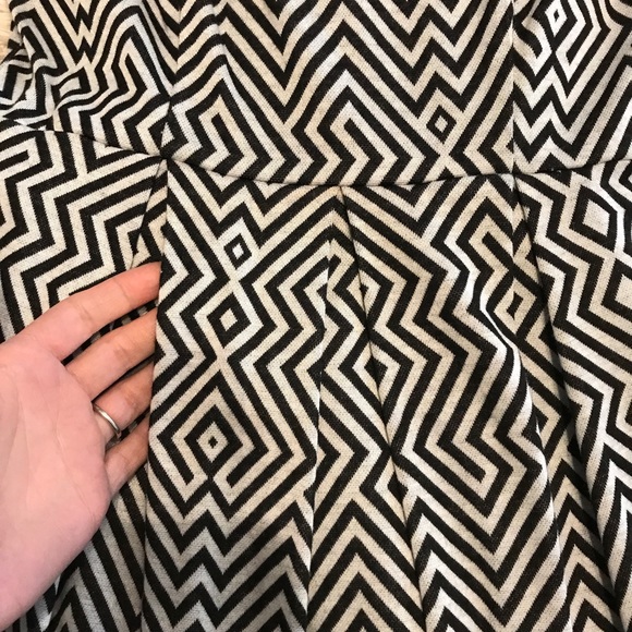 Valero Bertinelli Black and White Dress - Picture 5 of 6